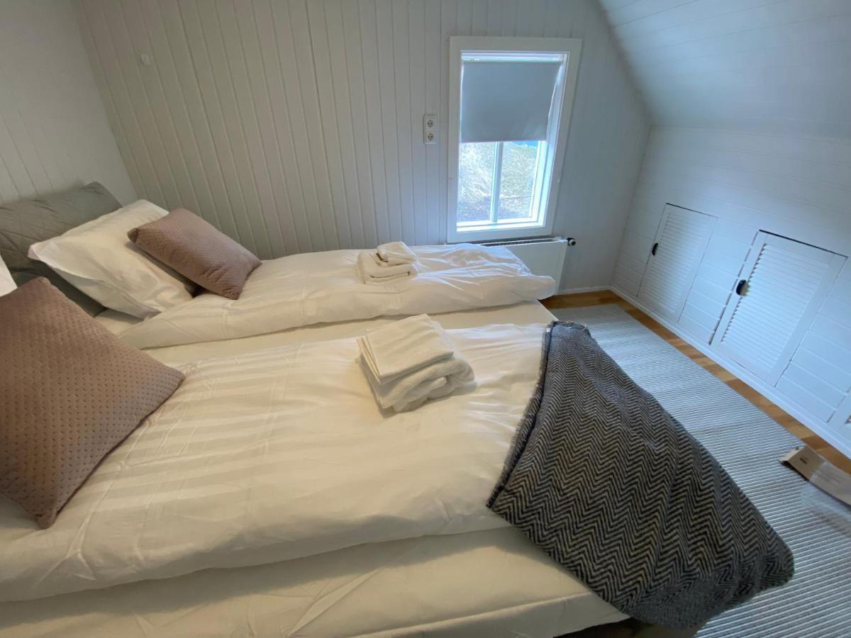 Day Dream Central Akureyri Three Bedroom Apt المظهر الخارجي الصورة