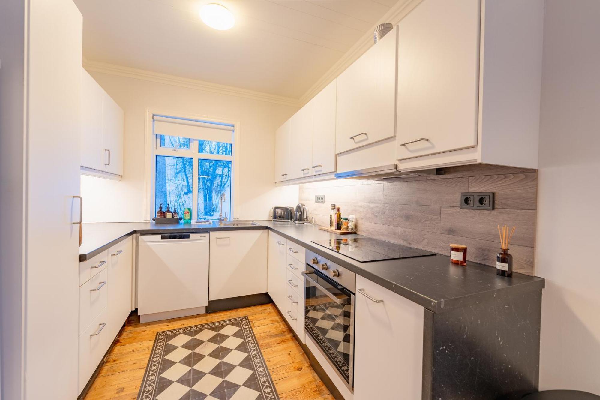 Day Dream Central Akureyri Three Bedroom Apt المظهر الخارجي الصورة