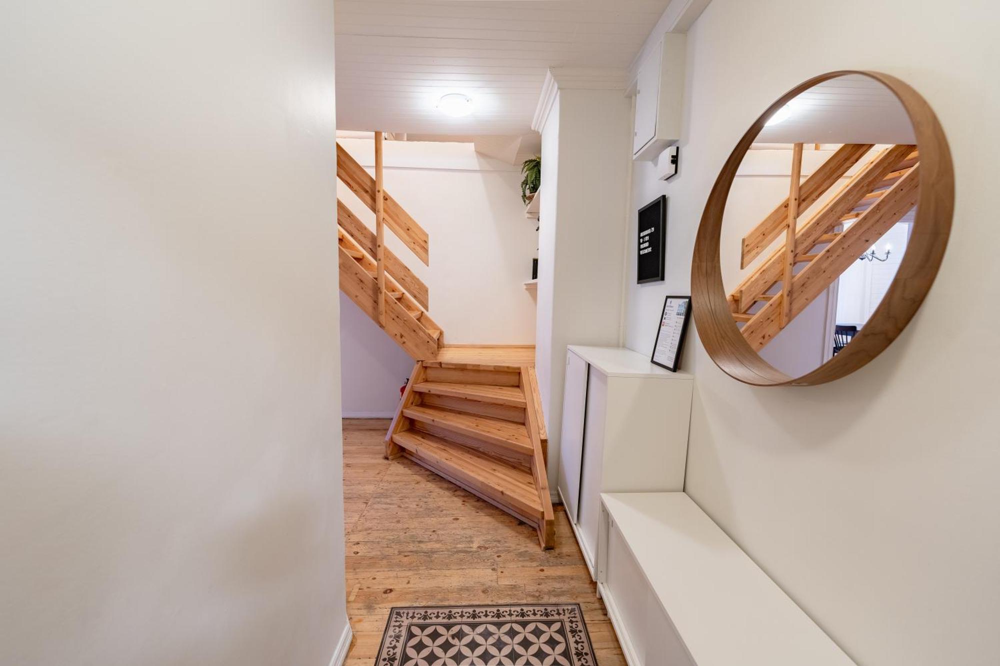 Day Dream Central Akureyri Three Bedroom Apt المظهر الخارجي الصورة